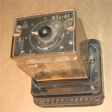 電磁繼電器 電磁繼電器